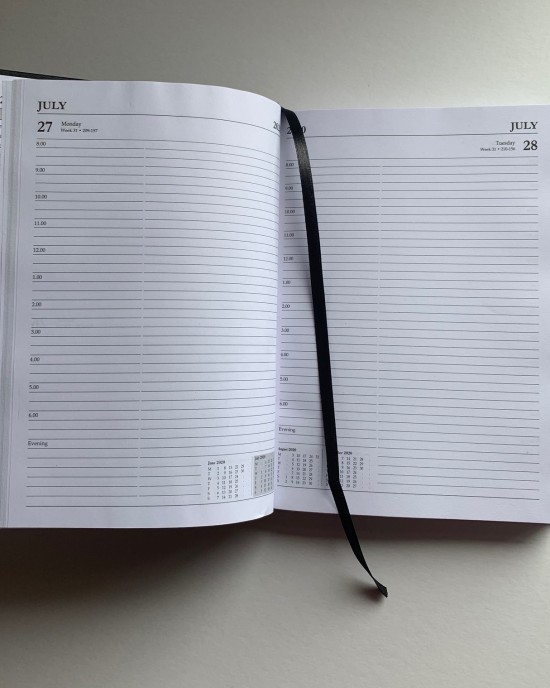 Academic Diary A5 Day Per Page  2023-24